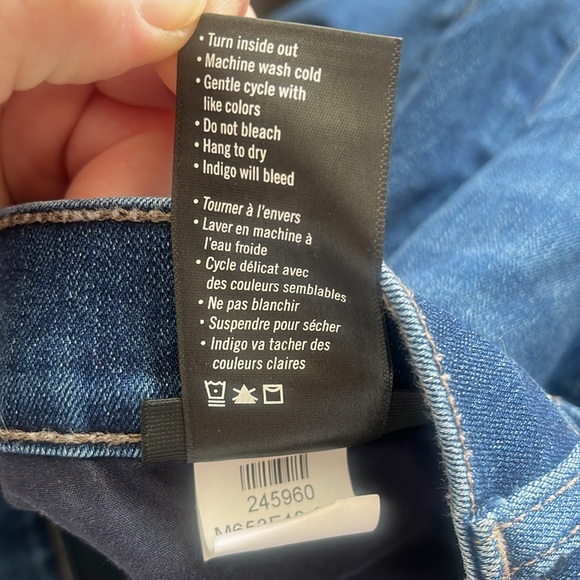 Paige Lennox Slim Fit Jeans in Billy Wash. - Picture 7 of 9